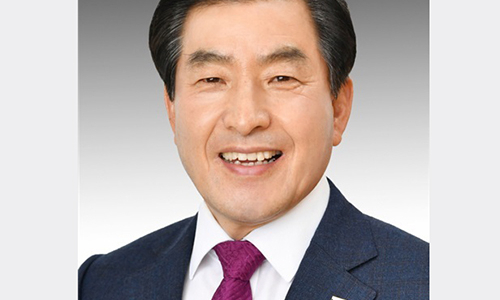 [庆南新闻]郑荣和代表被选任为庆南创造经济革新中心第4代董事长